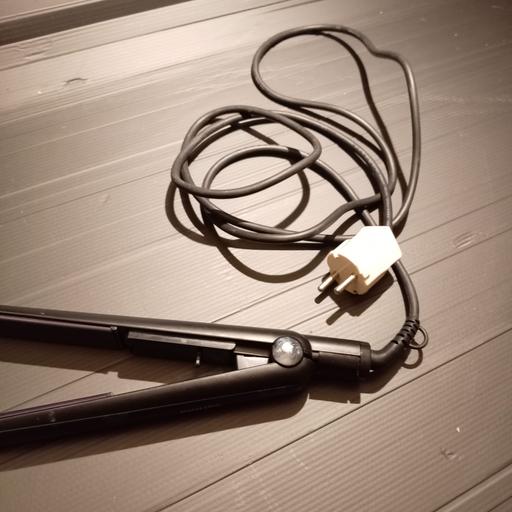 Buy & Sell Kings Heath Birmingham - Photos for hair straighteners with plug for abroad