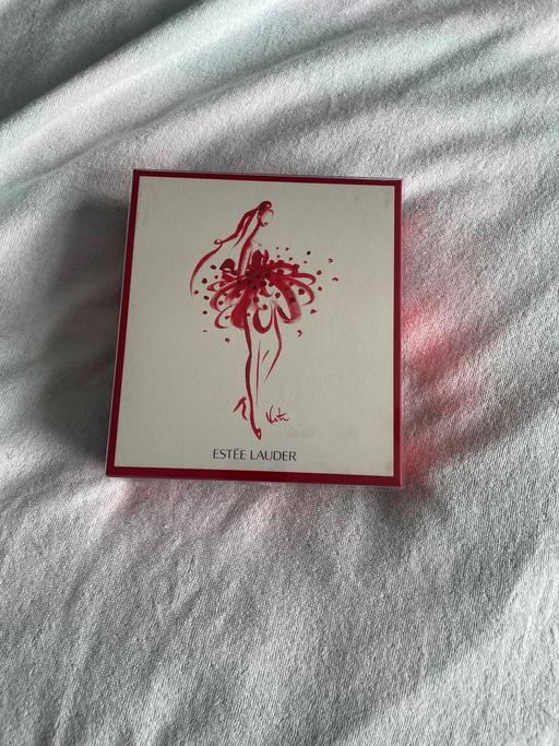 Buy & Sell Wallasey Wirral - Photos for Estée Lauder