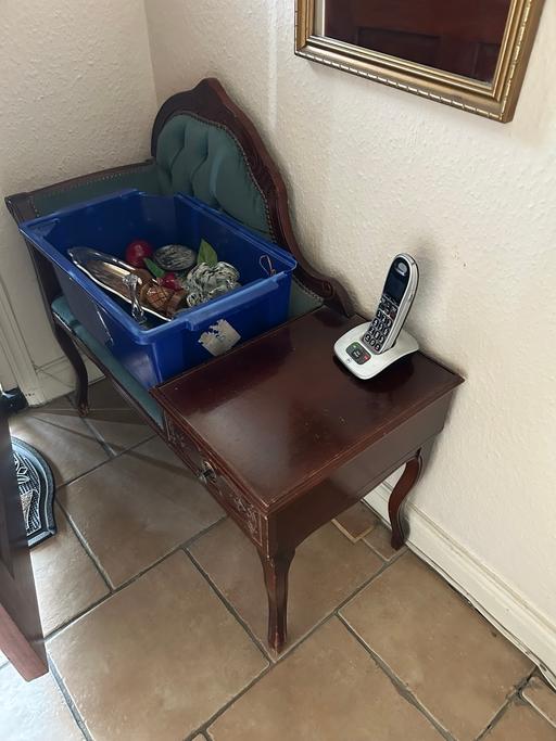 Buy & Sell Great Denham Bedford - Photos for chair