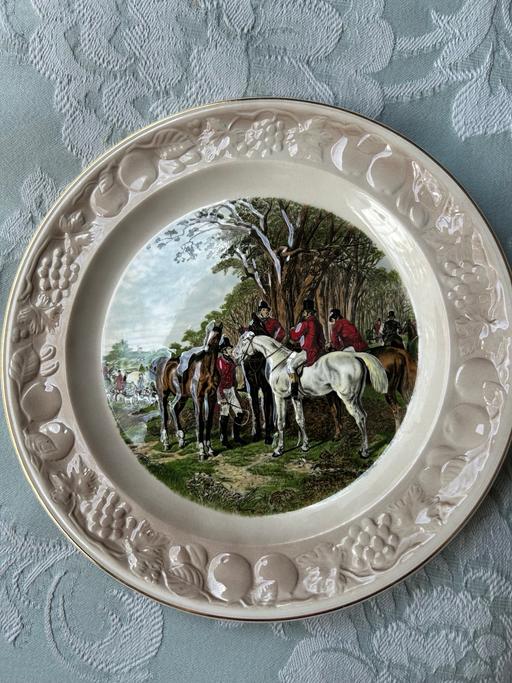 Buy & Sell Whitton Richmond upon Thames - Photos for Plate