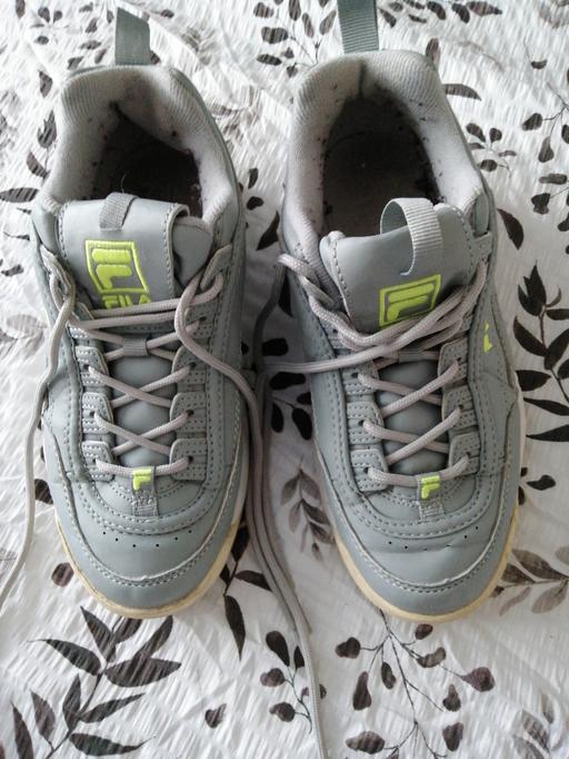 Buy & Sell Wednesfield Wolverhampton - Photos for Trainer's size *5*