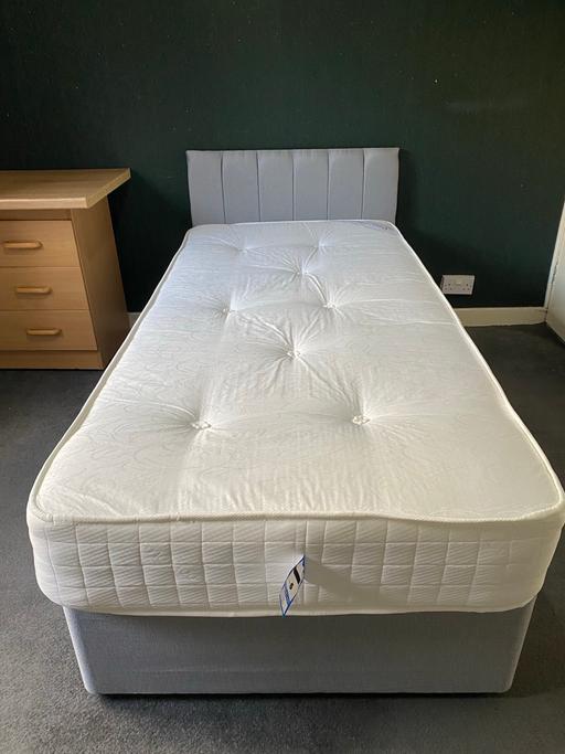 Buy & Sell Kilsyth North Lanarkshire - Photos for Single bed, headboard &mattress (good as new)
