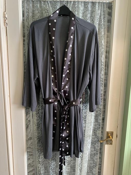 Buy & Sell Leamore Walsall - Photos for Ladies lightweight dressing gown