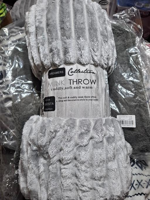 Buy & Sell Woodsetton Dudley - Photos for THROW