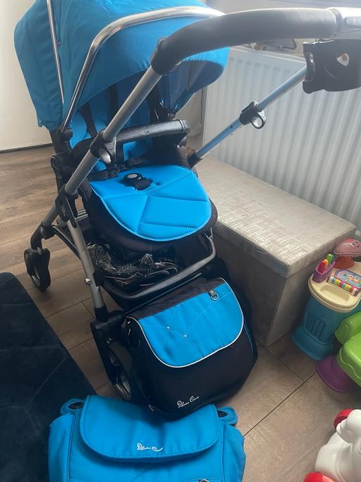 Buy & Sell Netherley Liverpool - Photos for Silver cross wayfarer with new accessories 