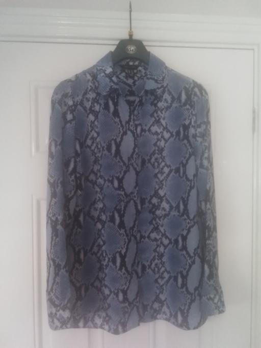 Buy & Sell Aldridge Walsall - Photos for BRAND NEW NO,TAG NEW LOOK SHIRT