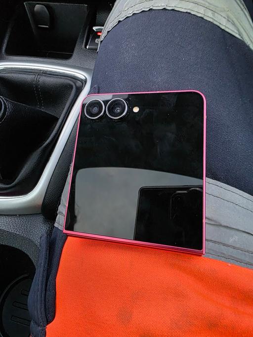 Buy & Sell Penwortham South Ribble - Photos for samsung galaxy z flip 7