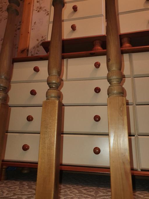 Buy & Sell Porset Caerphilly - Wales - Photos for Large chest of drawers and 2 X bedside drawer