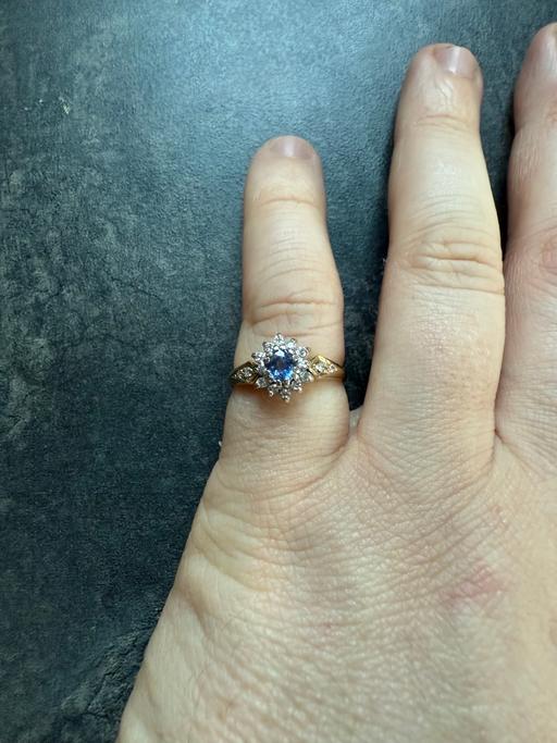 Buy & Sell Shenstone Lichfield - Photos for 9ct yellow gold sapphire and dia ring, size N
