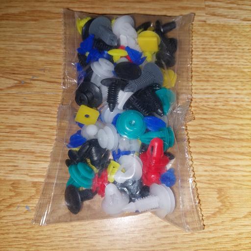 Buy & Sell Ocker Hill Sandwell - Photos for universal car fender clips bumper fasteners 