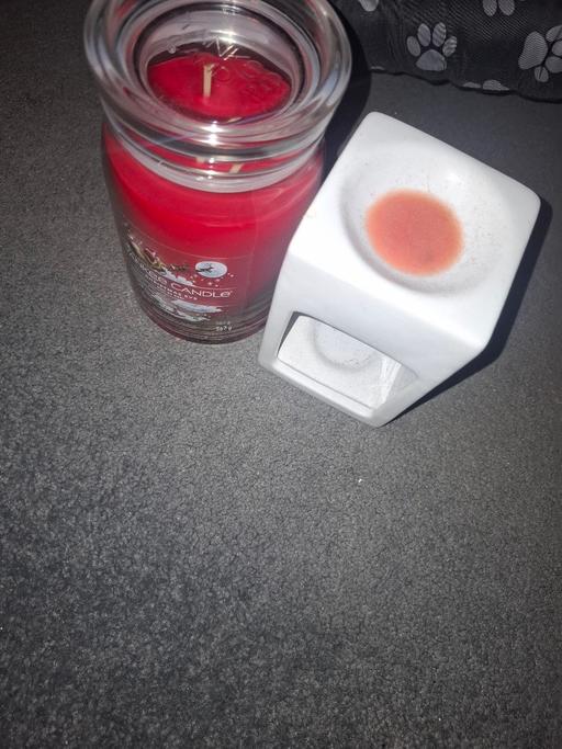 Buy & Sell Dodworth Barnsley - Photos for 2 candals