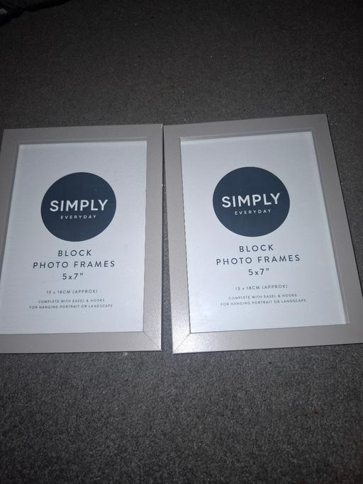 Buy & Sell Dodworth Barnsley - Photos for 2 picture frames