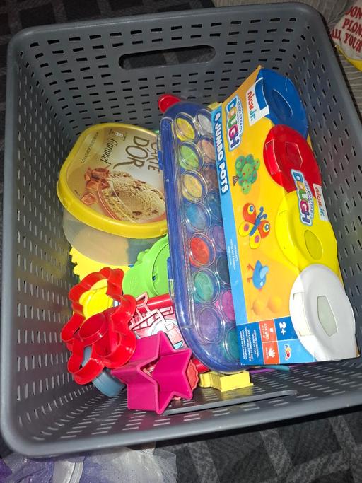 Buy & Sell Dodworth Barnsley - Photos for a load of paint and play dough