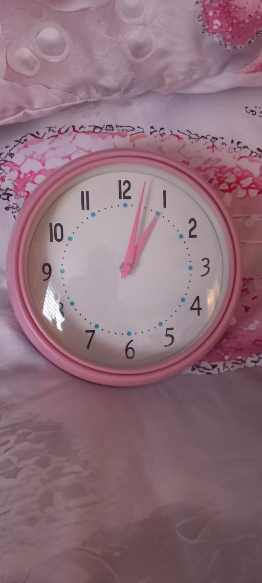 Buy & Sell Bassaleg Newport - Wales - Photos for Small Candy Pink Metal Wall Clock