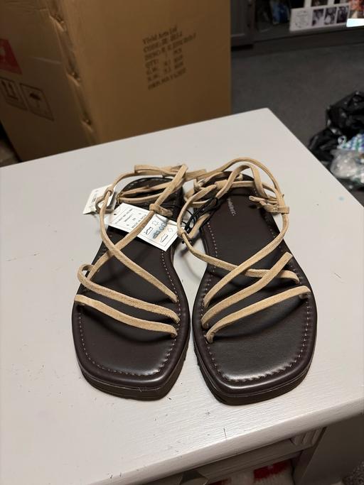 Buy & Sell Duckmanton Chesterfield - Photos for Urban outfitters wrap sandles