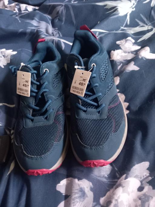Buy & Sell Swan Village Sandwell - Photos for brand new jack Wolfskin trainers