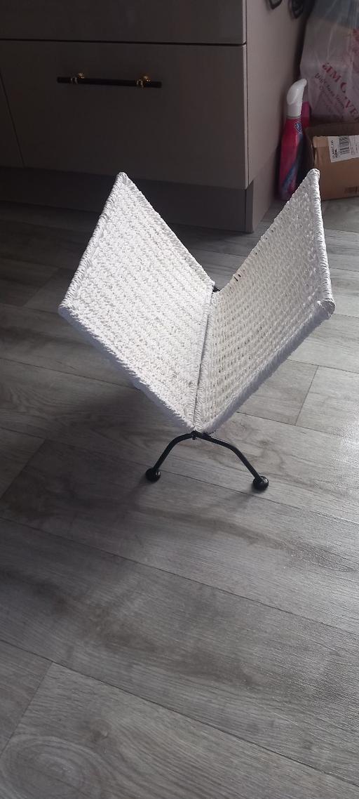 Buy & Sell Bassaleg Newport - Wales - Photos for Vintage Upcycled Folding Magazine Rack
