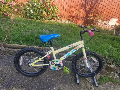 Buy & Sell Stockley Park Hillingdon - Photos for KIDS APOLLO BIKE BICYCLE