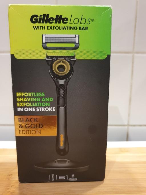 Buy & Sell Lower Sydenham South East London - Photos for Gillette black and gold razor