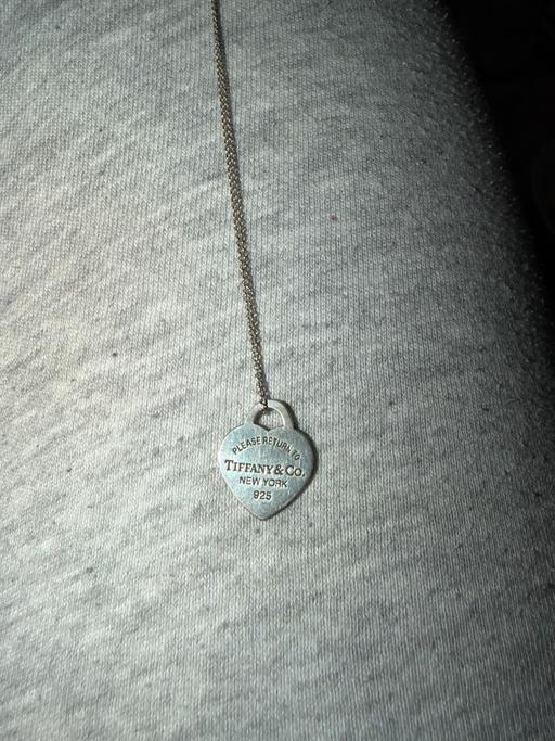 Buy & Sell Streatham South West London - Photos for Tiffany&Co return heart pendant in silver