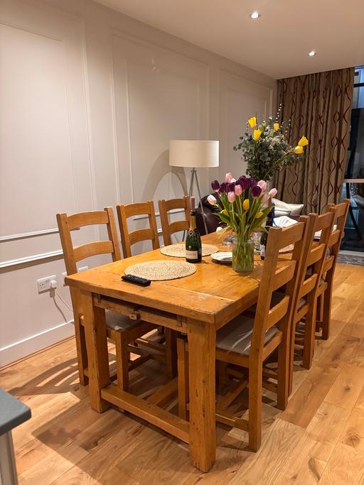 Buy & Sell Tottenham Court Road Central London - Photos for Kitchen table sold with chairs