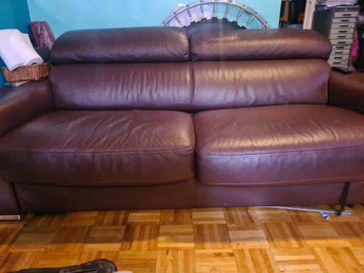 Buy & Sell - Photos for Lovely 3 Seater Sofa (bed)