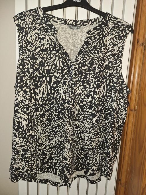 Buy & Sell Ettingshall Park Wolverhampton - Photos for Size 22 Black and White top