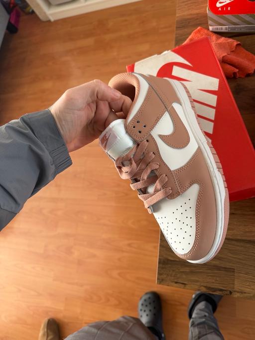 Buy & Sell Wednesbury Sandwell - Photos for Nike dunks size 8