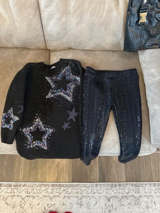 Buy & Sell West Bromwich Sandwell - Photos for Girls next jumper and legging set 5 yrs