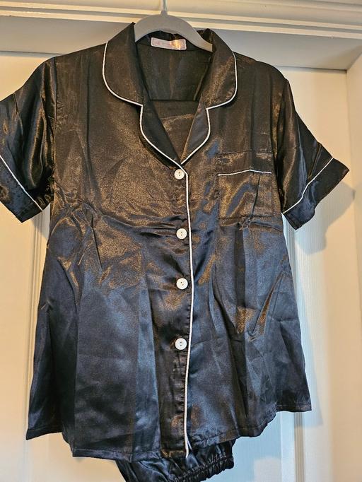 Buy & Sell Penn Fields Wolverhampton - Photos for New silky pj's ladies sml (8)