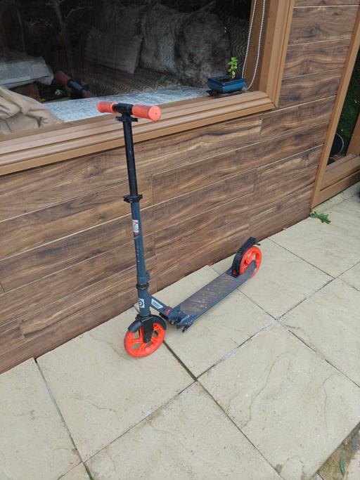 Buy & Sell Wealdstone Harrow - Photos for Oxelo scooter, a folding aluminium scooter