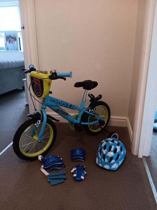 Buy & Sell Lye Dudley - Photos for Brand New Toystory 4 Bike with matching set
