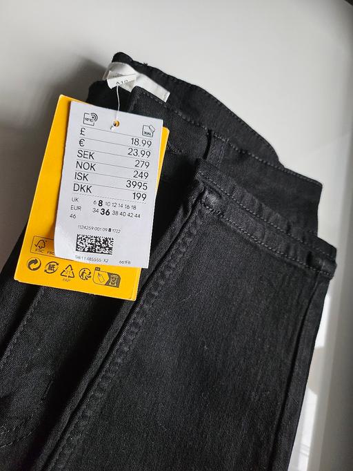 Buy & Sell Bradmore Wolverhampton - Photos for NEW H&M Black skinny jeans UK 8