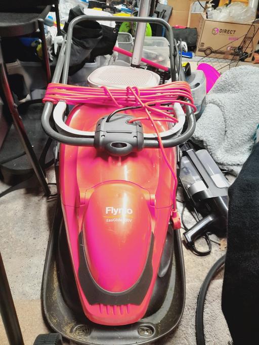 Buy & Sell High Green Sheffield - Photos for flymo 300 lawn mower
