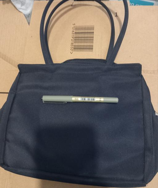 Buy & Sell Thatto Heath Saint Helens - Photos for LDADPR french black handbag