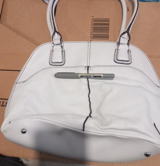 Buy & Sell Thatto Heath Saint Helens - Photos for tignanello white leather bag