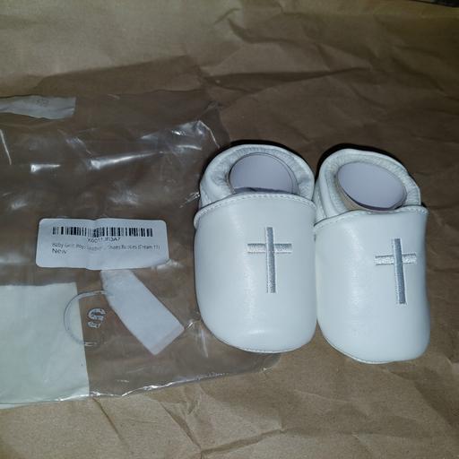 Buy & Sell Ocker Hill Sandwell - Photos for baby girls/boys shoes/booties cream/white