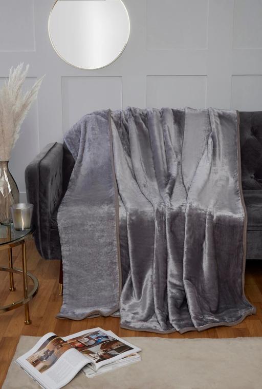 Buy & Sell Sidcup Bexley - Photos for Super soft Throw