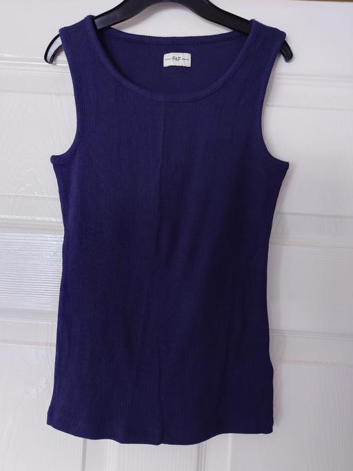 Buy & Sell Woodthorpe Charnwood - Photos for Girls navy vest top size 8-9 years