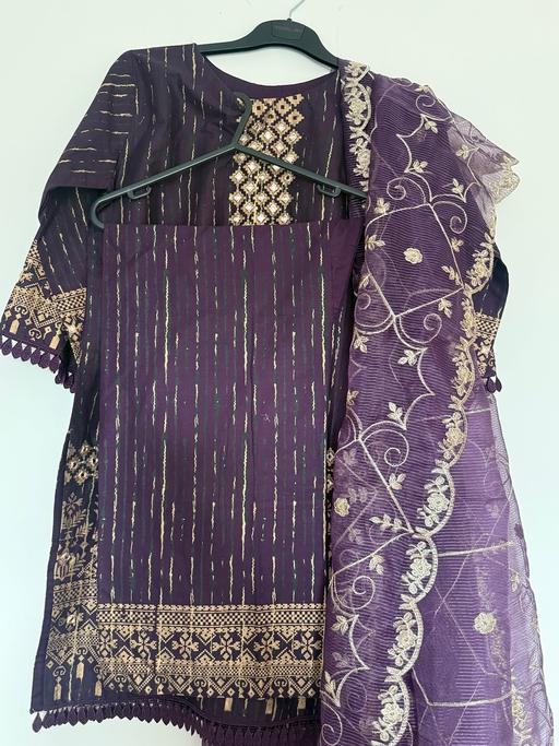 Buy & Sell Moorend Kirklees - Photos for Deep Purple & Gold Mirror Work 3pc Suit| M