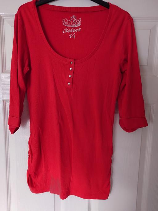 Buy & Sell Woodthorpe Charnwood - Photos for Women's red top size 14