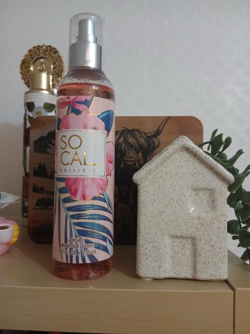Buy & Sell Radcliffe Bury - Photos for Body Mist Sprayed Once