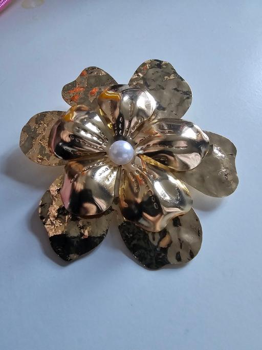 Buy & Sell Pilsley North East Derbyshire - Photos for flower brooch