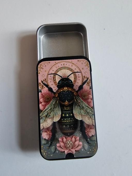 Buy & Sell Pilsley North East Derbyshire - Photos for bee matches tin