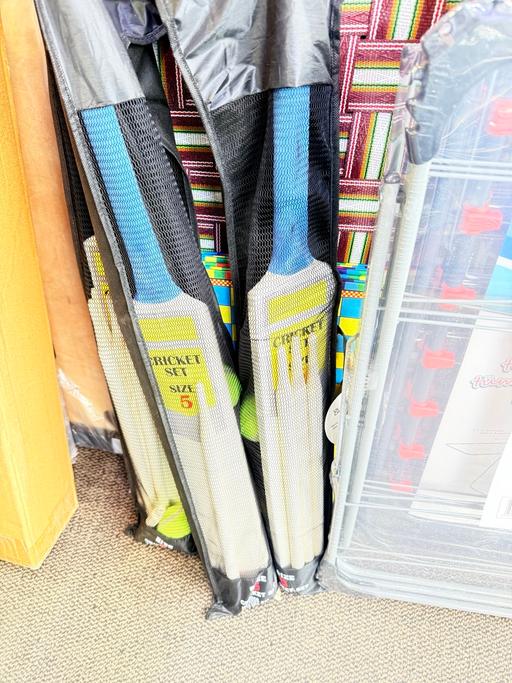 Buy & Sell Hayes Hillingdon - Photos for Cricket set