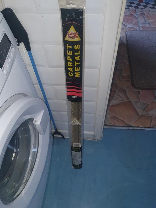 Buy & Sell Gornal Wood Dudley - Photos for BNIP , 32 inch Gold Carpet Joint, V. Useful.