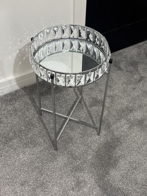 Buy & Sell Beckton East London - Photos for Table