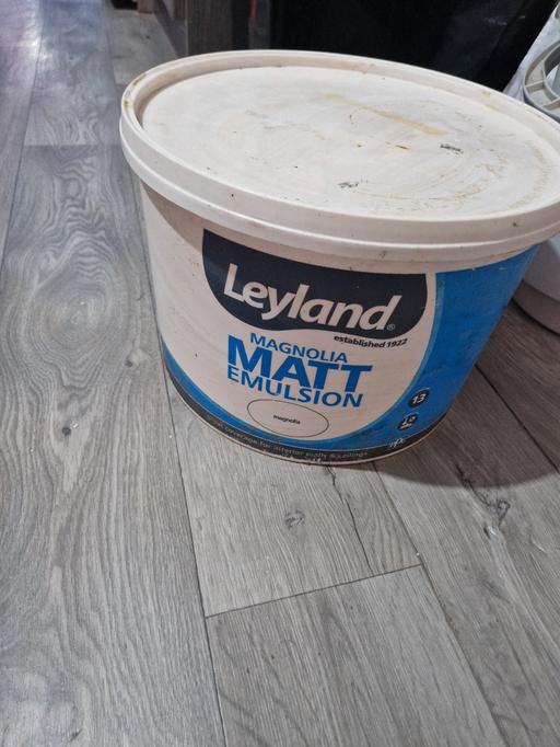Buy & Sell Knowsley Merseyside - Photos for 10L Magnolia emulsion