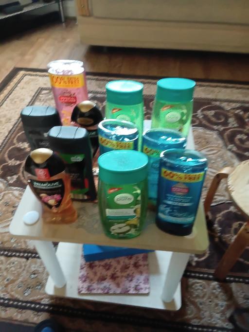 Buy & Sell Wolverhampton City Centre Wolverhampton - Photos for Bundle of Shampoo & Bodywash,