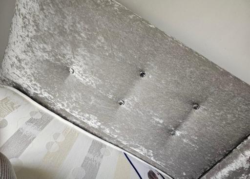 Buy & Sell Darlaston Walsall - Photos for Silver Crushed Velvet Bed & Mattress